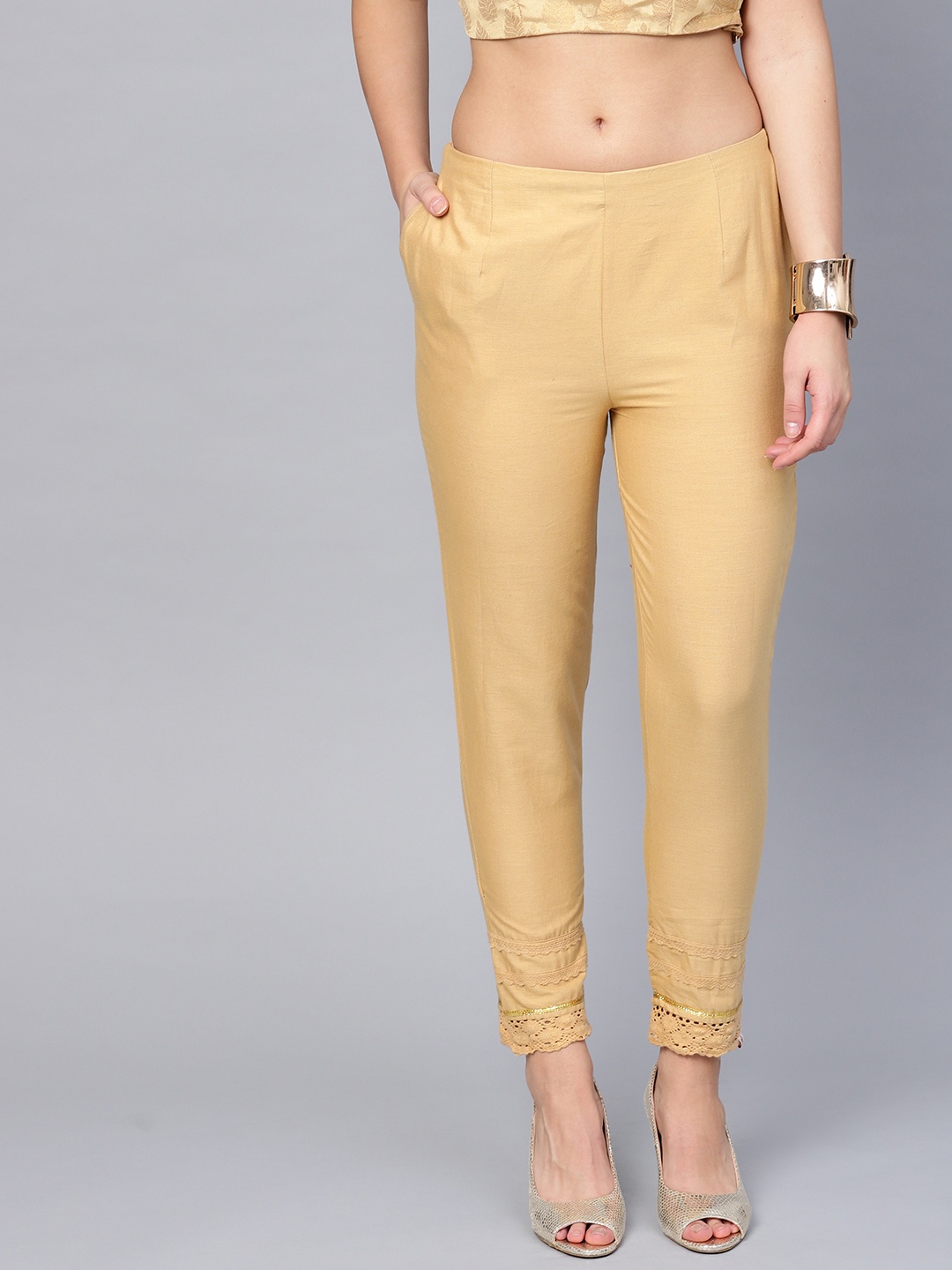 

Juniper Gold Solid Cotton Flex Slim Fit Women Pants With One Pocket, Beige