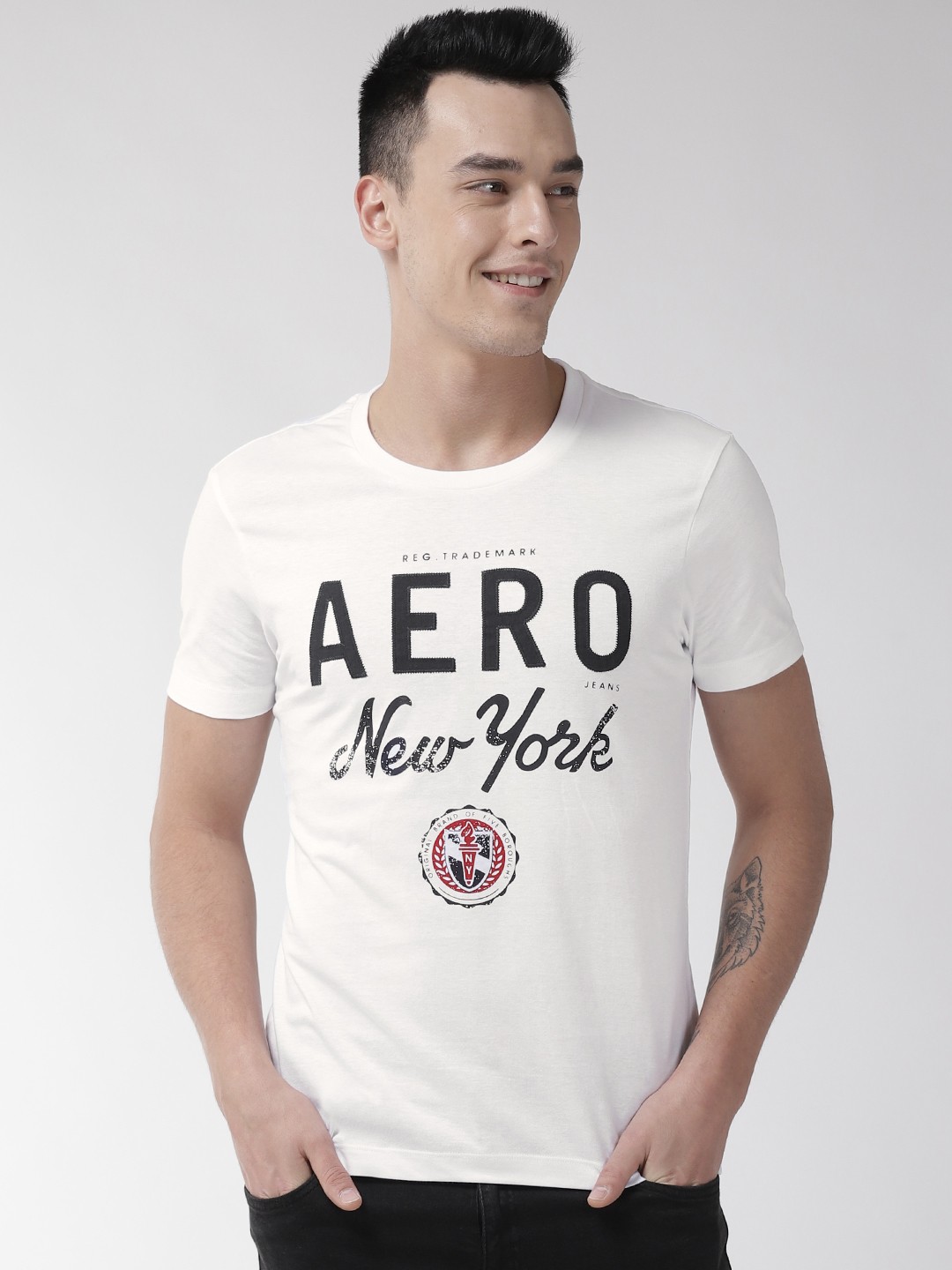 

Aeropostale Men White & Navy Blue Printed Round Neck T-shirt
