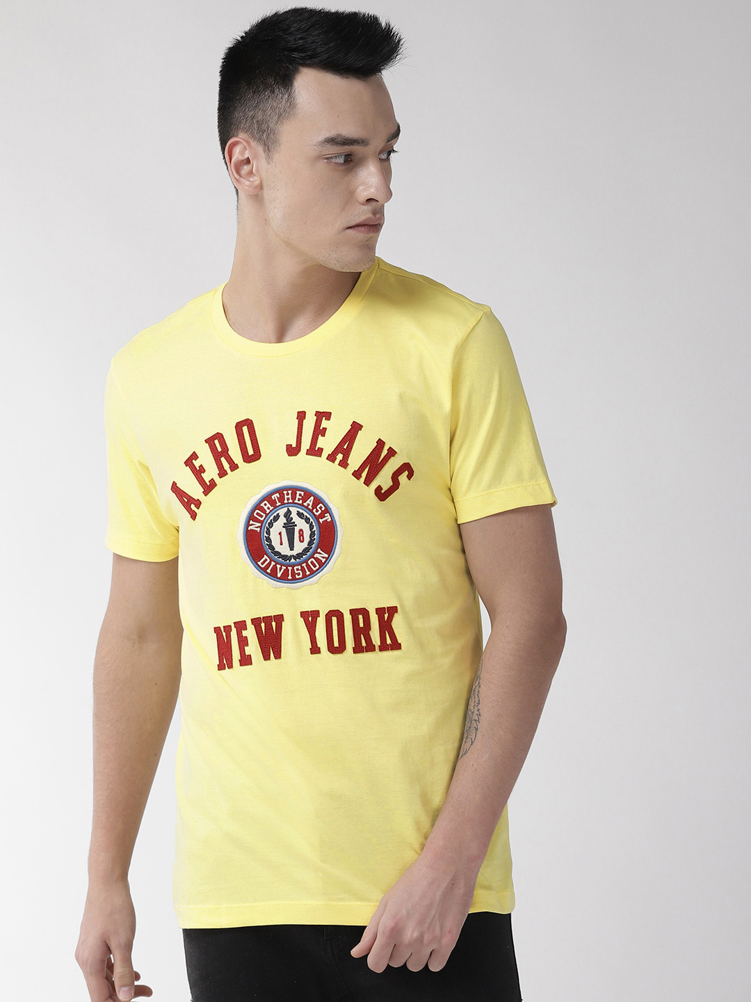 

Aeropostale Men Yellow & Red Applique Detail Round Neck T-shirt