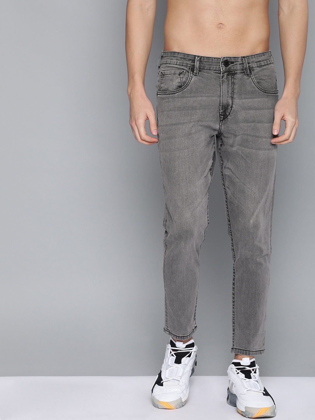 

HERE&NOW Men Grey Slim Tapered Fit Mid-Rise Clean Look Stretchable Jeans