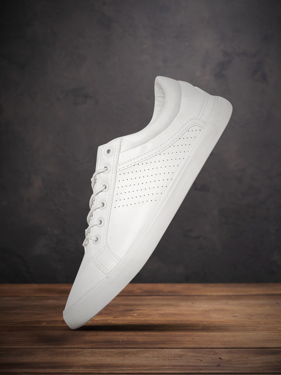 

The Roadster Lifestyle Co Men White Solid Sneakers