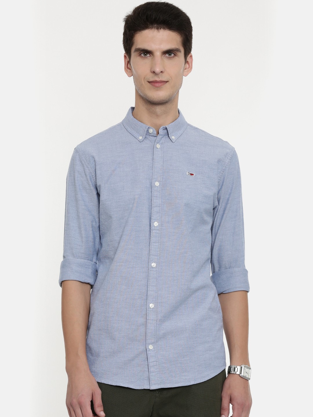 

Tommy Hilfiger Men Blue Slim Fit Solid Casual Shirt