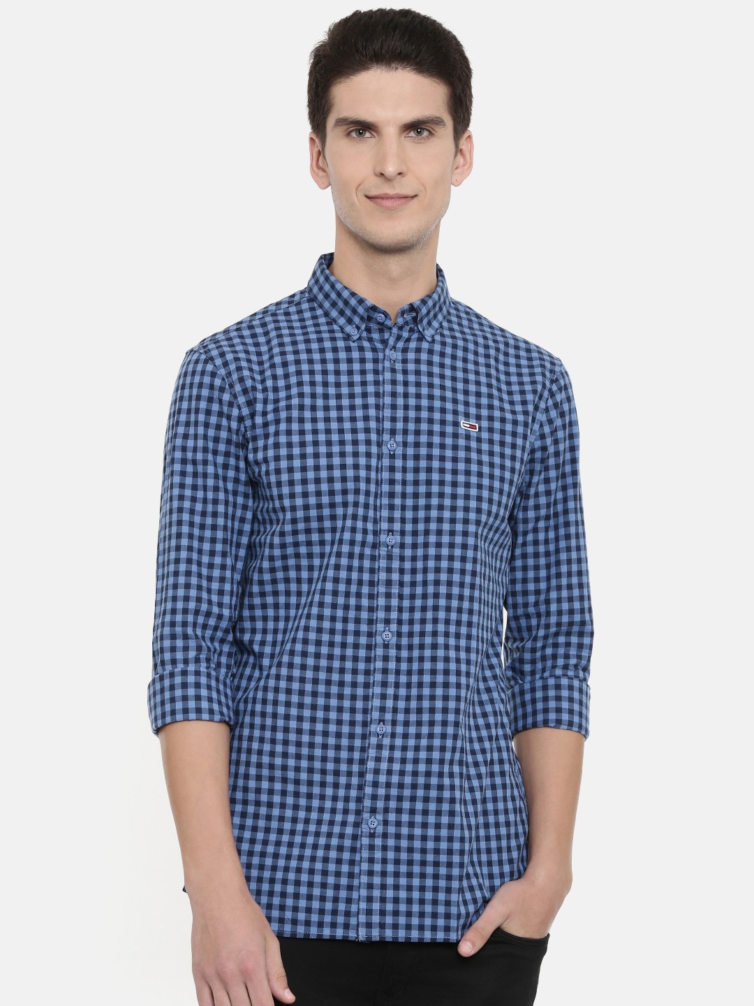 

Tommy Hilfiger Men Blue Slim Fit Checked Casual Shirt