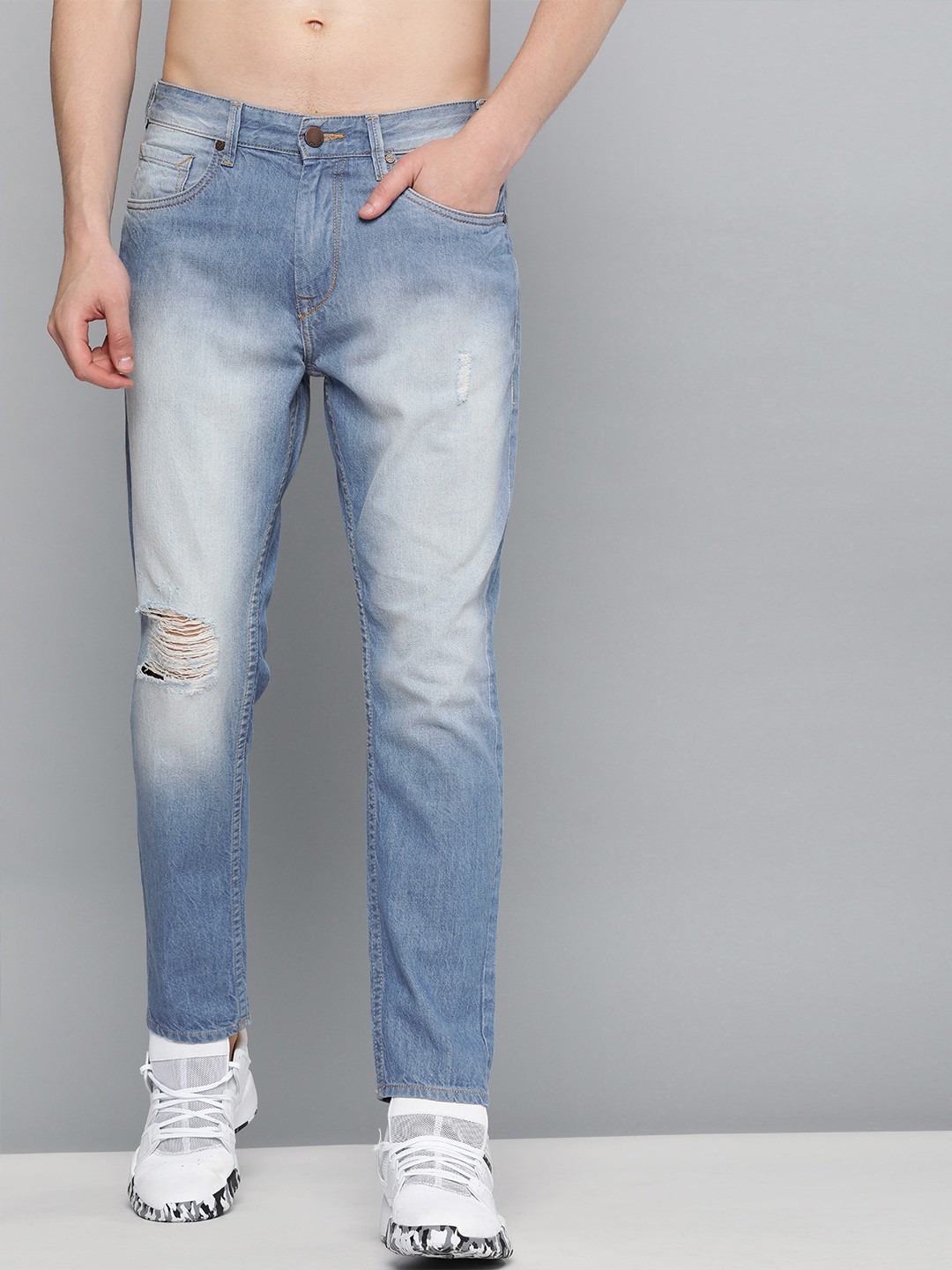 

HERE&NOW Men Blue Ankle Slim Tapered Fit Mid-Rise Low Distress Jeans