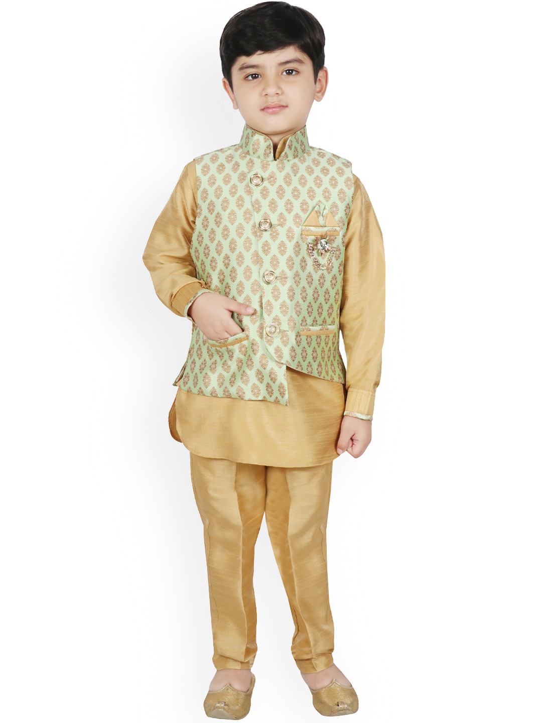 

SG YUVRAJ Boys Beige Solid Raw Silk Kurta with Trousers