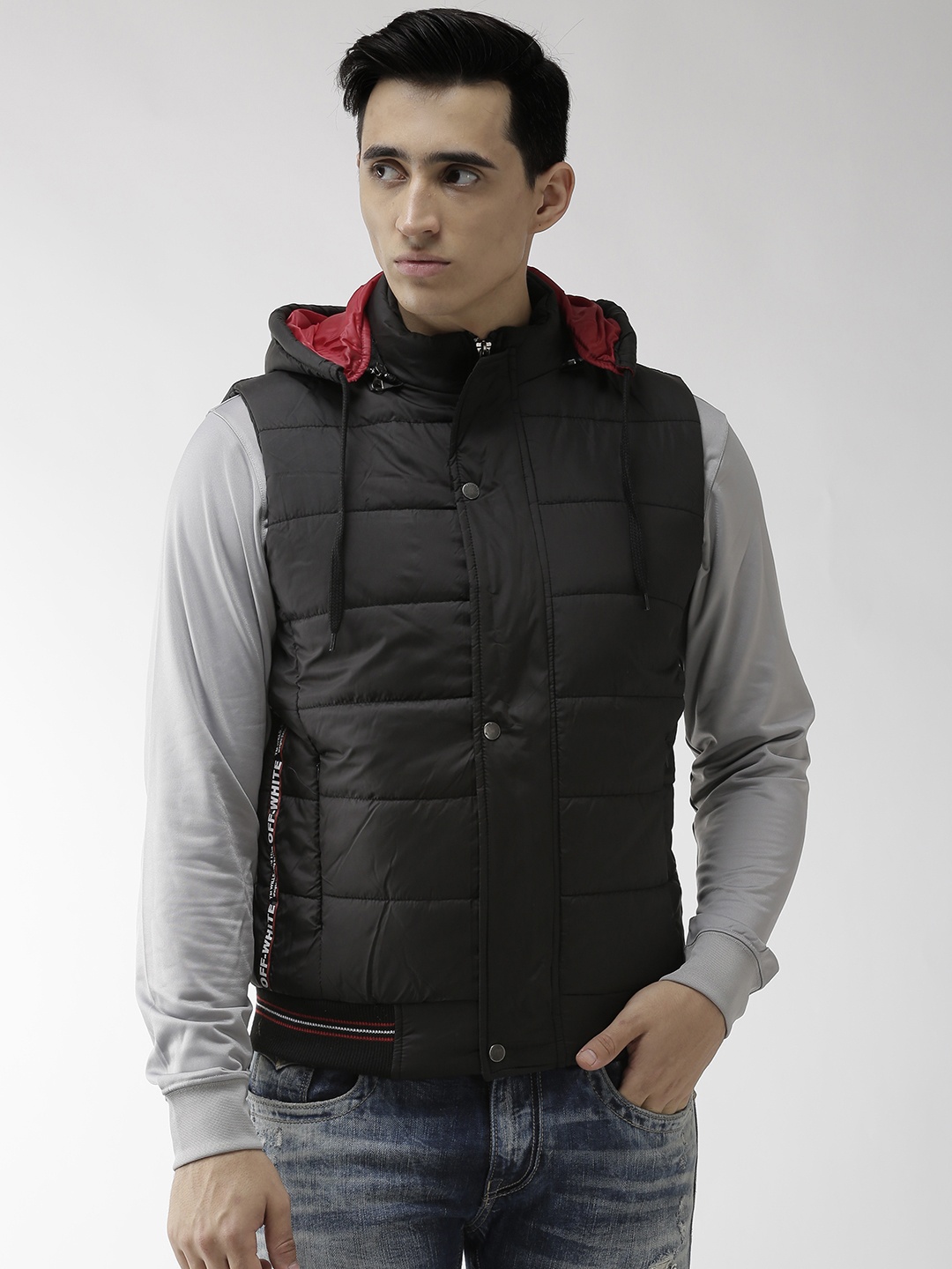 

Fort Collins Men Black Solid Hooded Padded Jacket