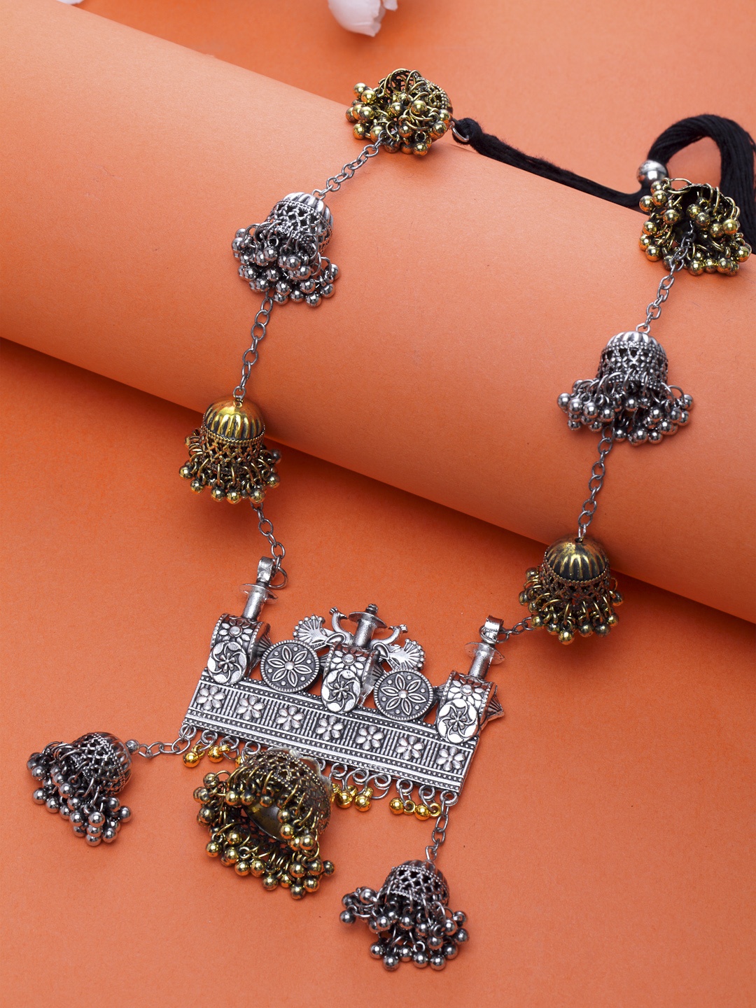 

Moedbuille German Silver Silver-Plated Oxidised Necklace