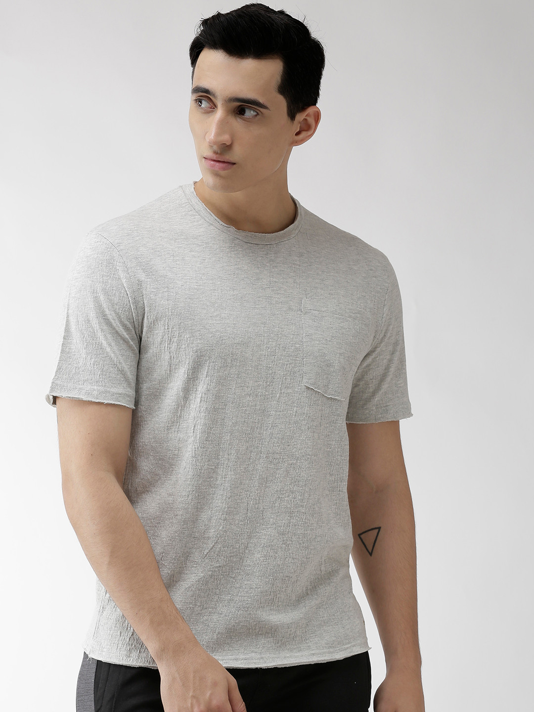 

Alcis Men Grey Melange Solid Round Neck Yoga T-shirt