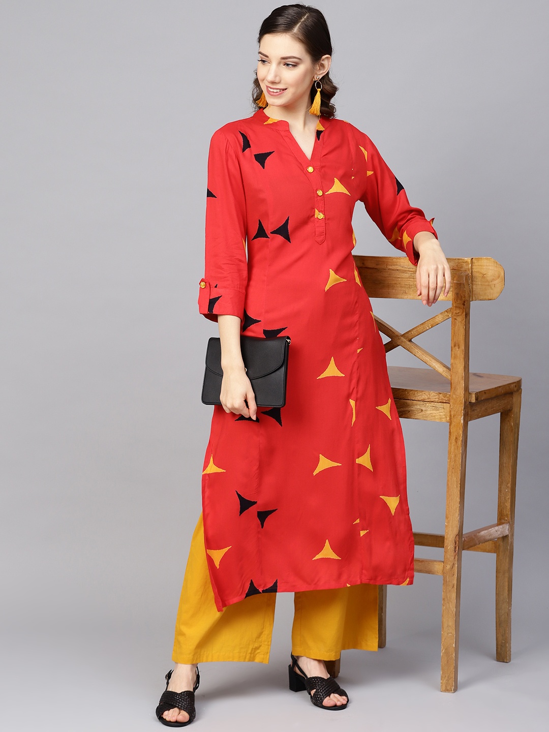 

Meeranshi Women Red & Mustard Yellow Printed Straight Kurta