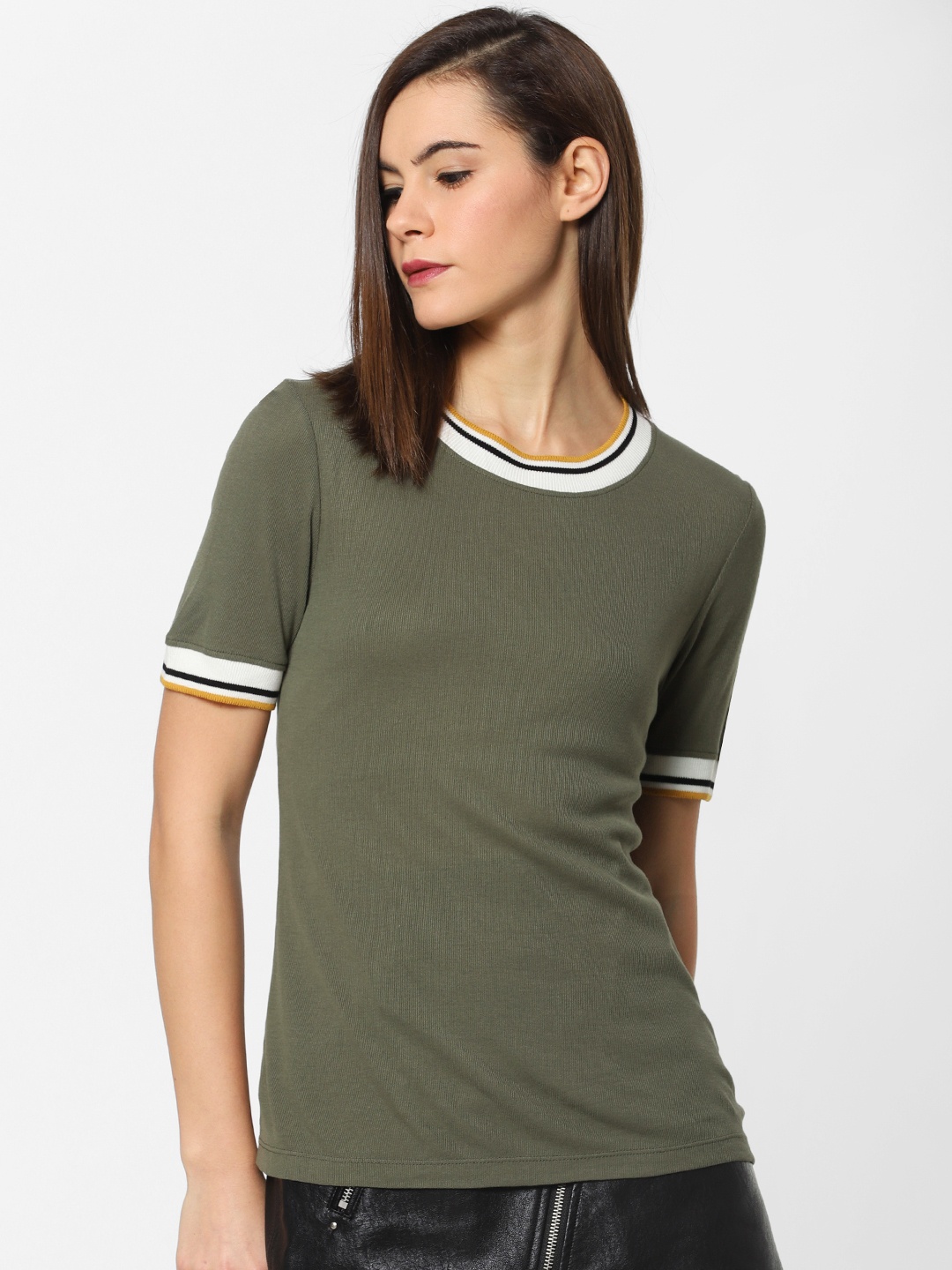 

ONLY Women Olive Green Solid Round Neck T-shirt
