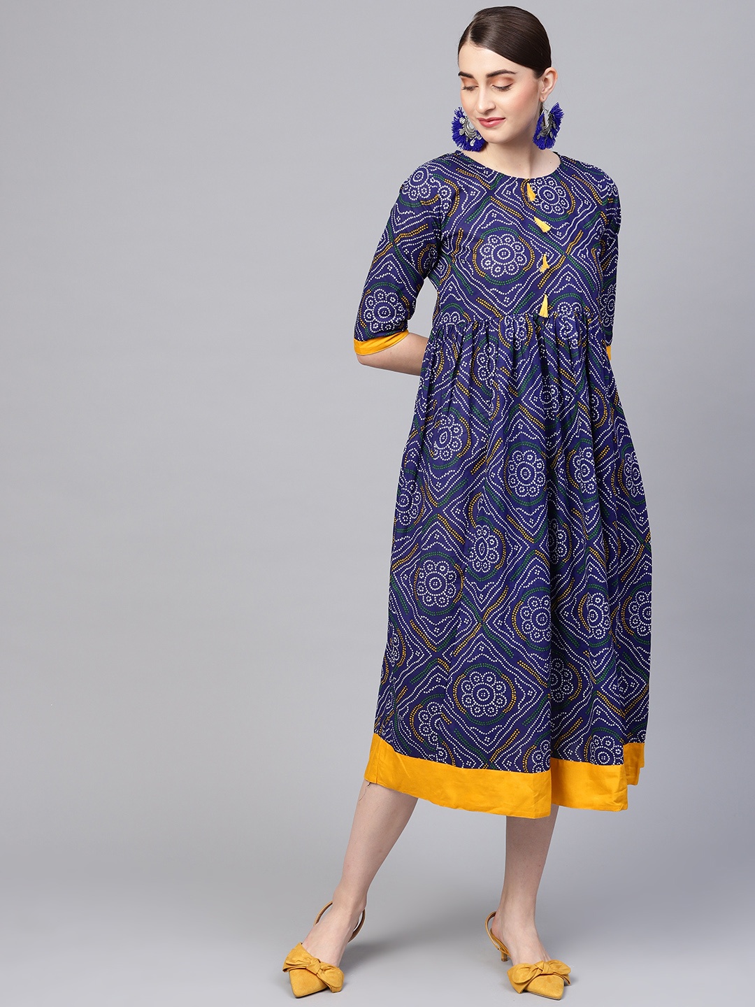 

Myshka Women Navy Blue & White Bandhani Printed Empire Dress