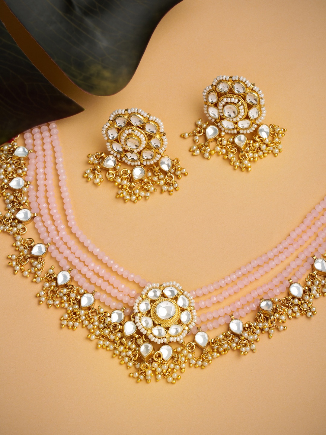

justpeachy Pink Gold-Plated Kundan Studded Jadau Jewellery Set