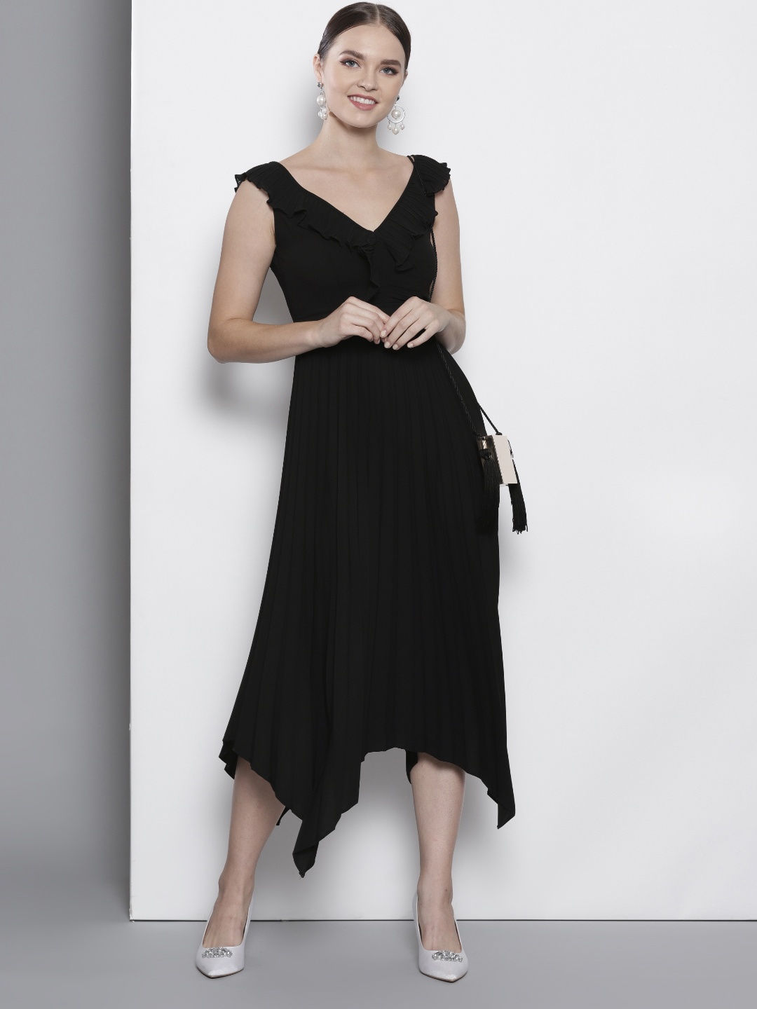 

DOROTHY PERKINS Women Black Accordian Pleated Solid A-Line Dress