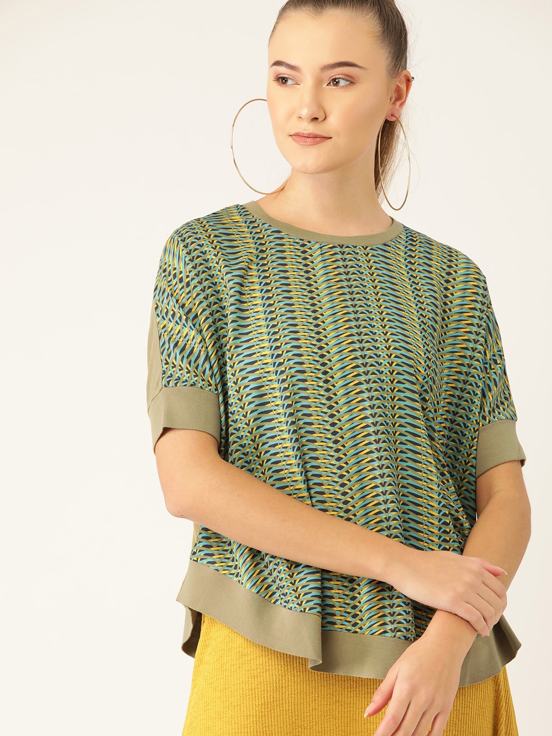 

United Colors of Benetton Women Olive Green & Blue Printed Boxy Top