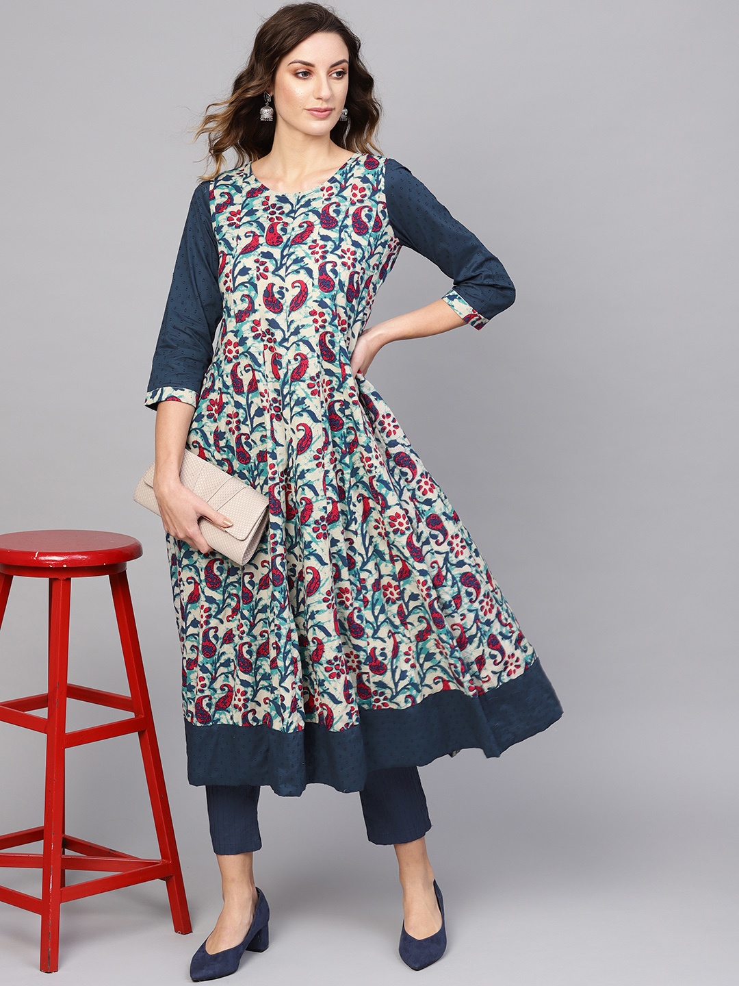 

AKS Women Off-White & Navy Blue Printed A-Line Kurta