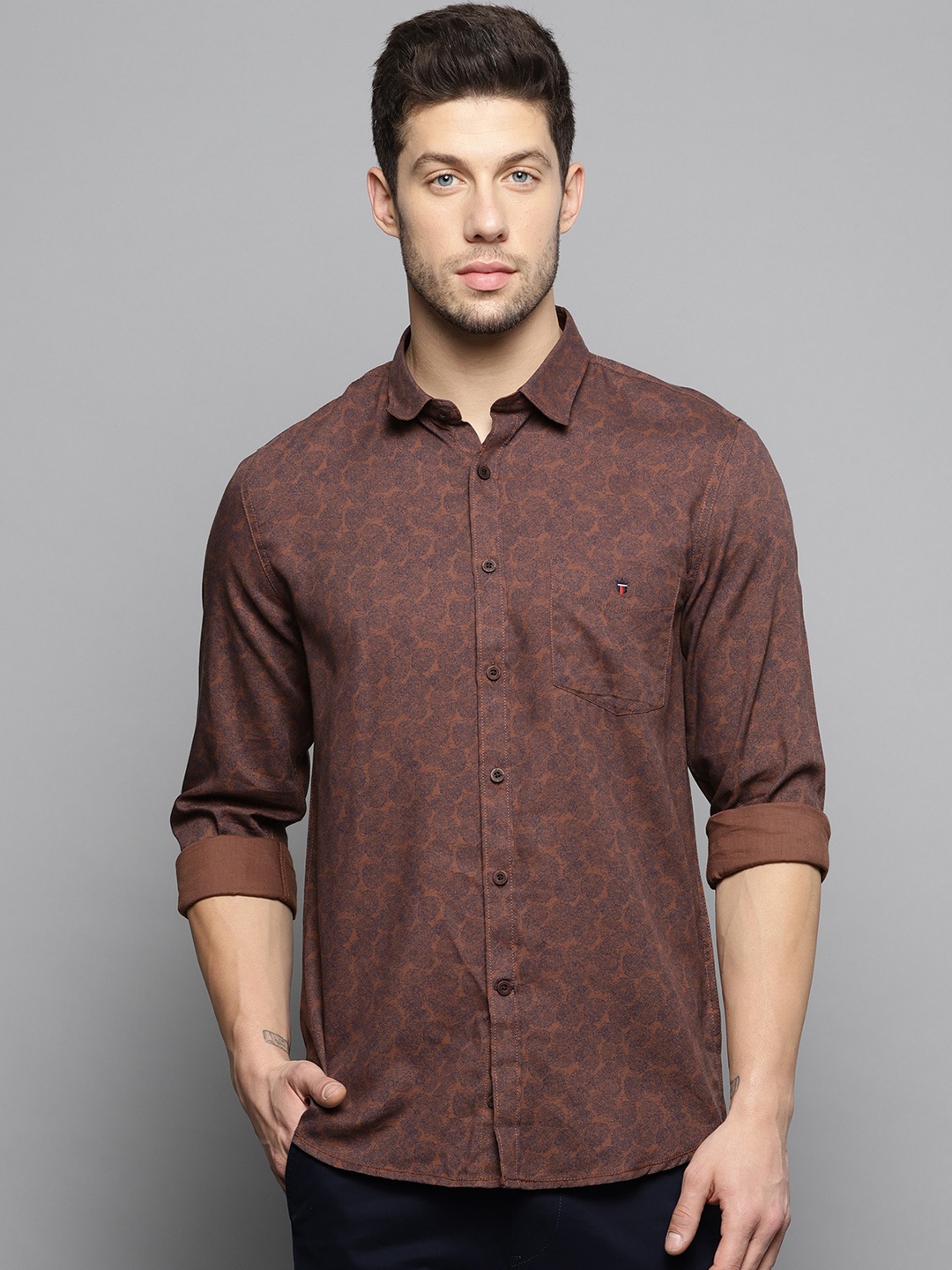

Louis Philippe Sport Men Brown & Navy Blue Super Slim Fit Printed Casual Shirt
