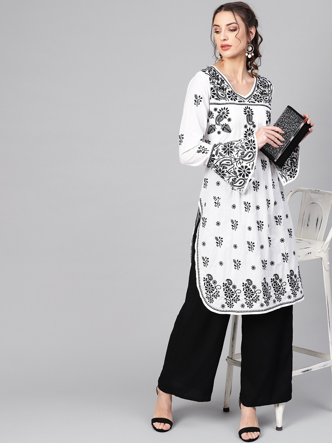 

Saadgi Women White & Black Chikankari Embroidered Handloom Straight Kurta