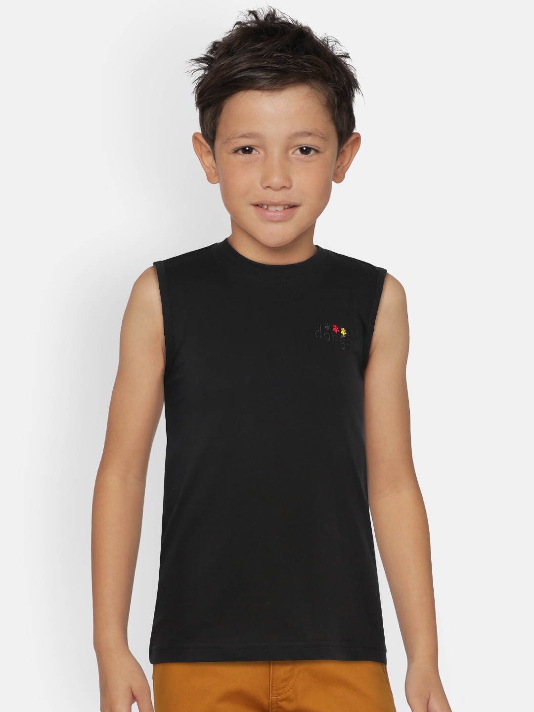 

dongli Boys Black Solid Round Neck Sleeveless T-shirt