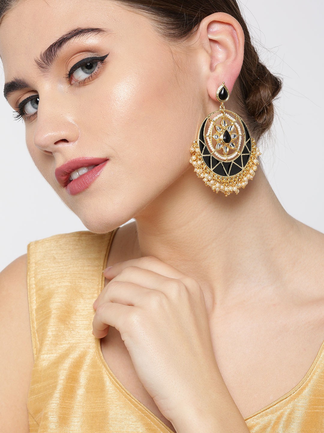 

Priyaasi Black Gold-Plated Kundan Studded & Beaded Enamelled Crescent Shaped Chandbalis