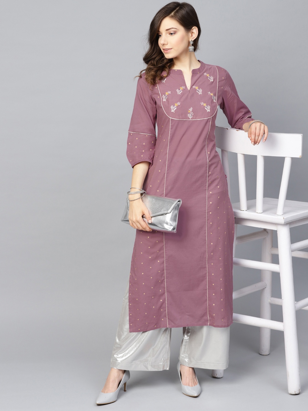 

Varanga Women Purple Foil Print Straight Kurta