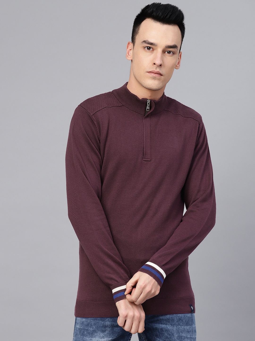 

Van Heusen Men Aubergine Solid Sweater, Purple