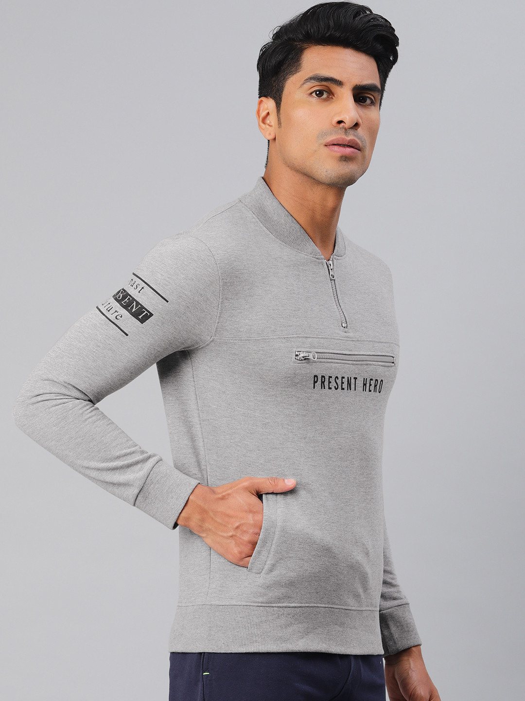 

Maniac Men Grey Printed Sweatshirt