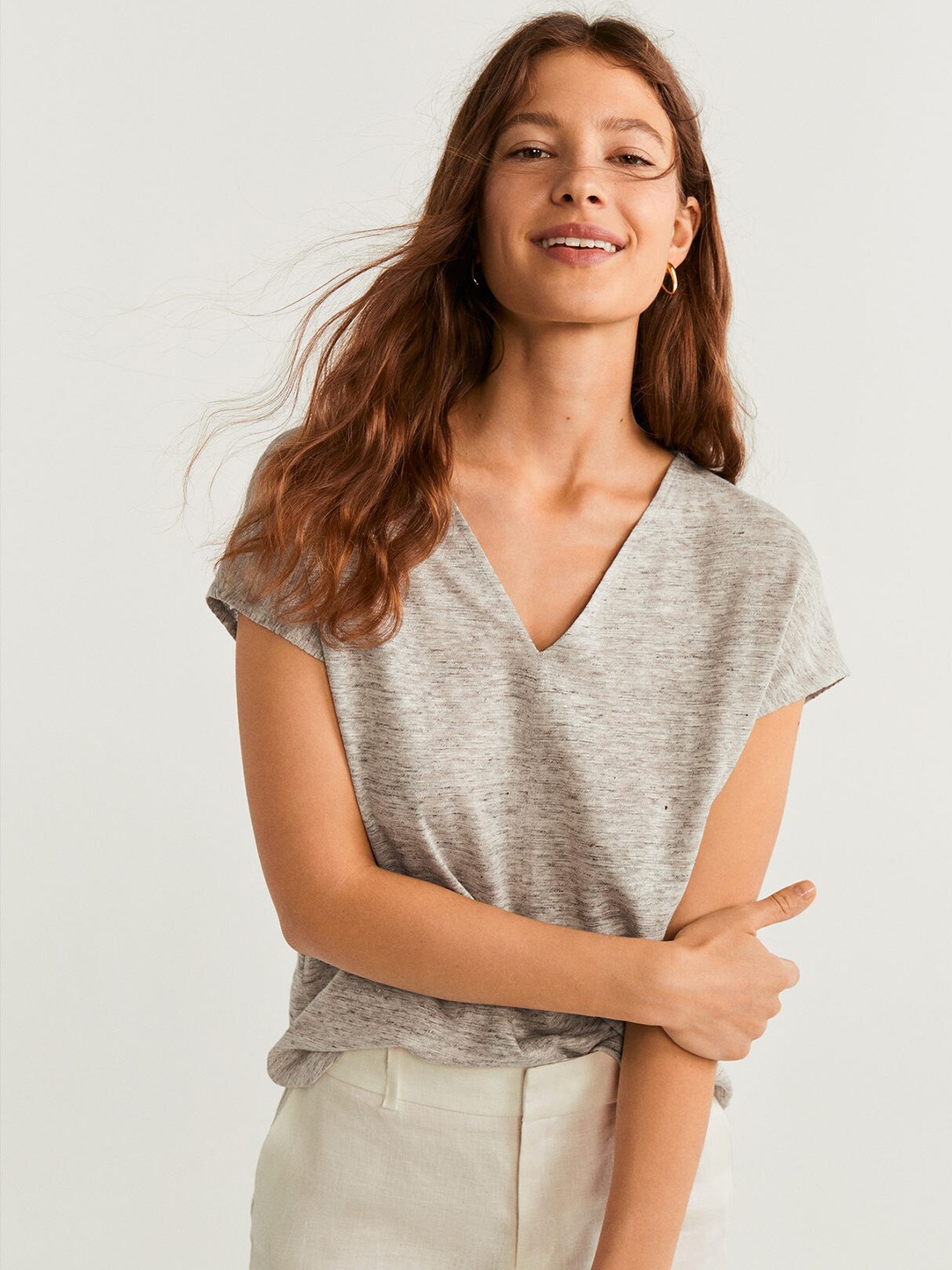 

MANGO Women Grey Melange Linen Solid V-Neck T-shirt