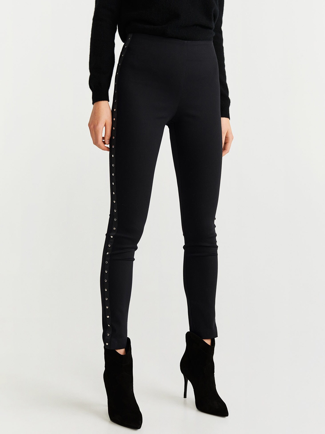 

MANGO Women Black Solid Treggings