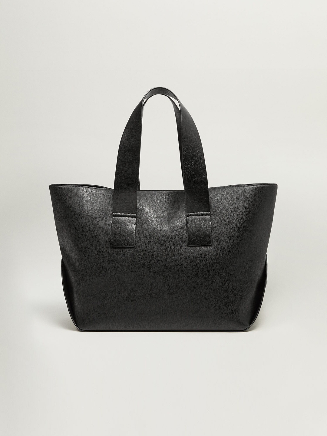 

MANGO Black Solid Oversized Shoulder Bag