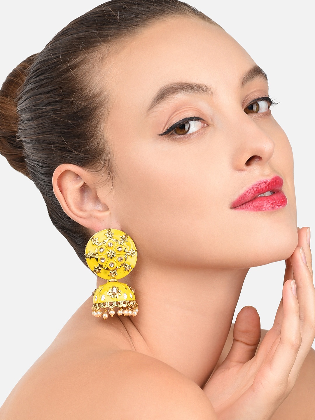 

Zaveri Pearls Gold-Toned & Yellow Dome Shaped Jhumkas