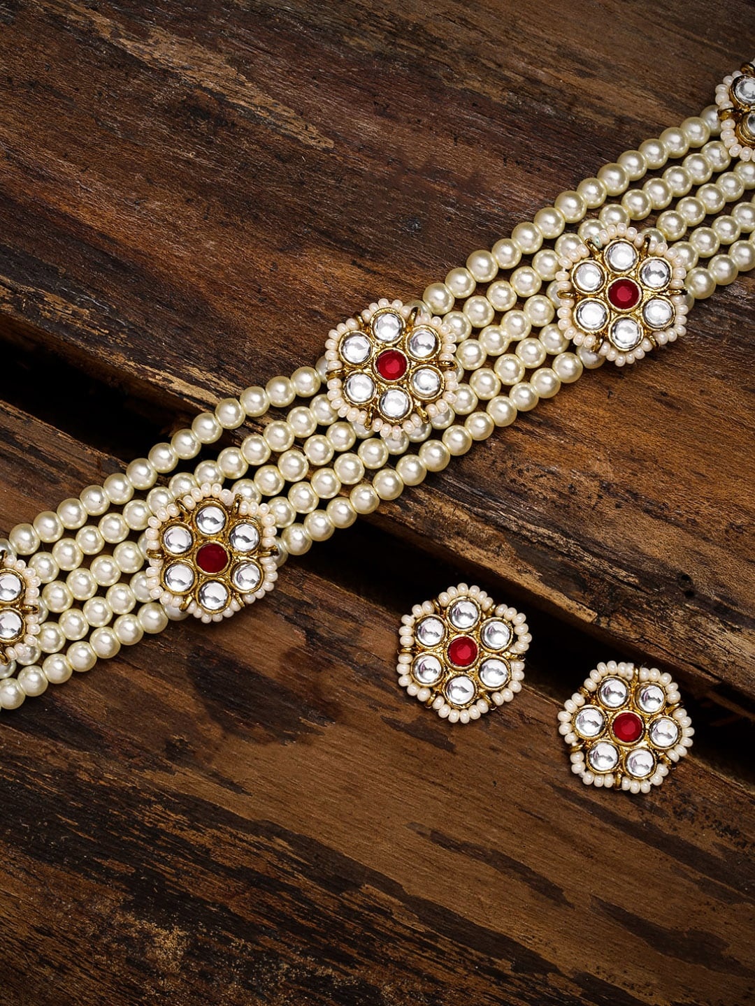 

Zaveri Pearls White & Gold Plated Pearls Choker Jewellery Set