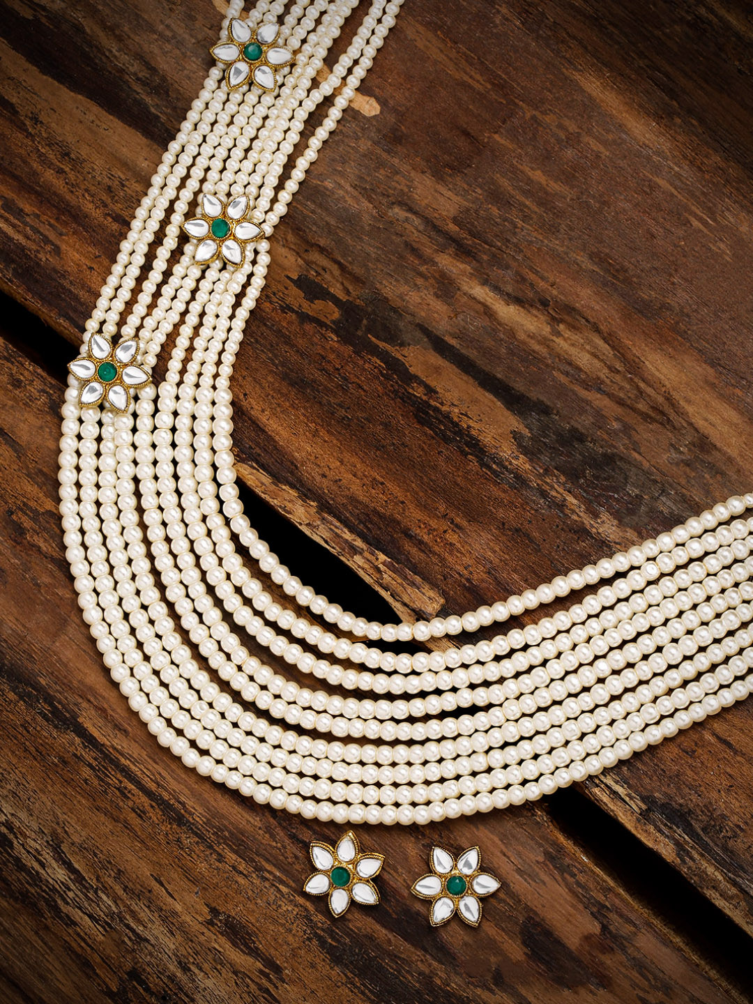 

Zaveri Pearls White & Green Traditional Kundan & Pearls Layered Jewellery Set