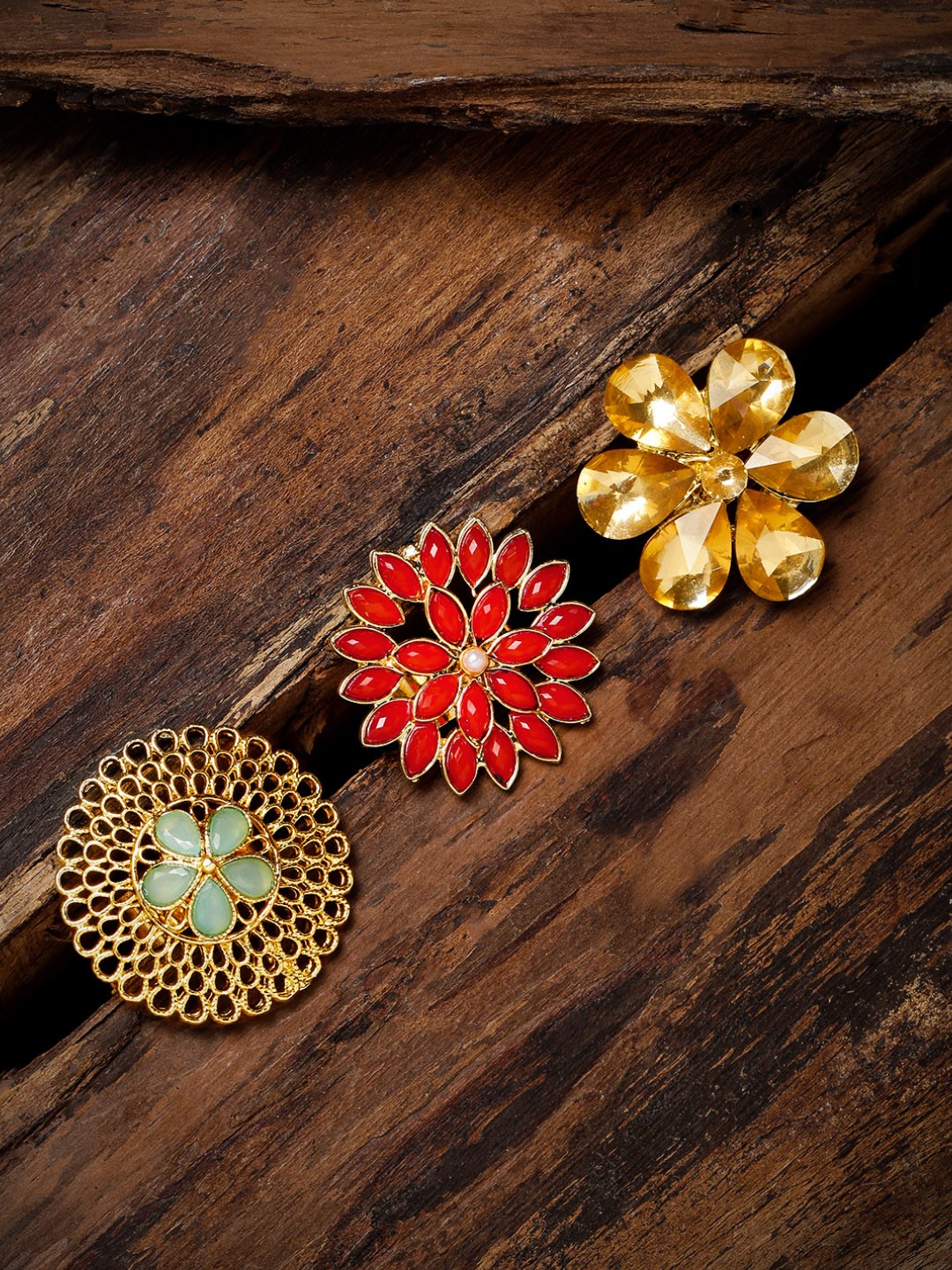 

Zaveri Pearls Women Set of 3 Floral-Shaped Finger Rings, Gold