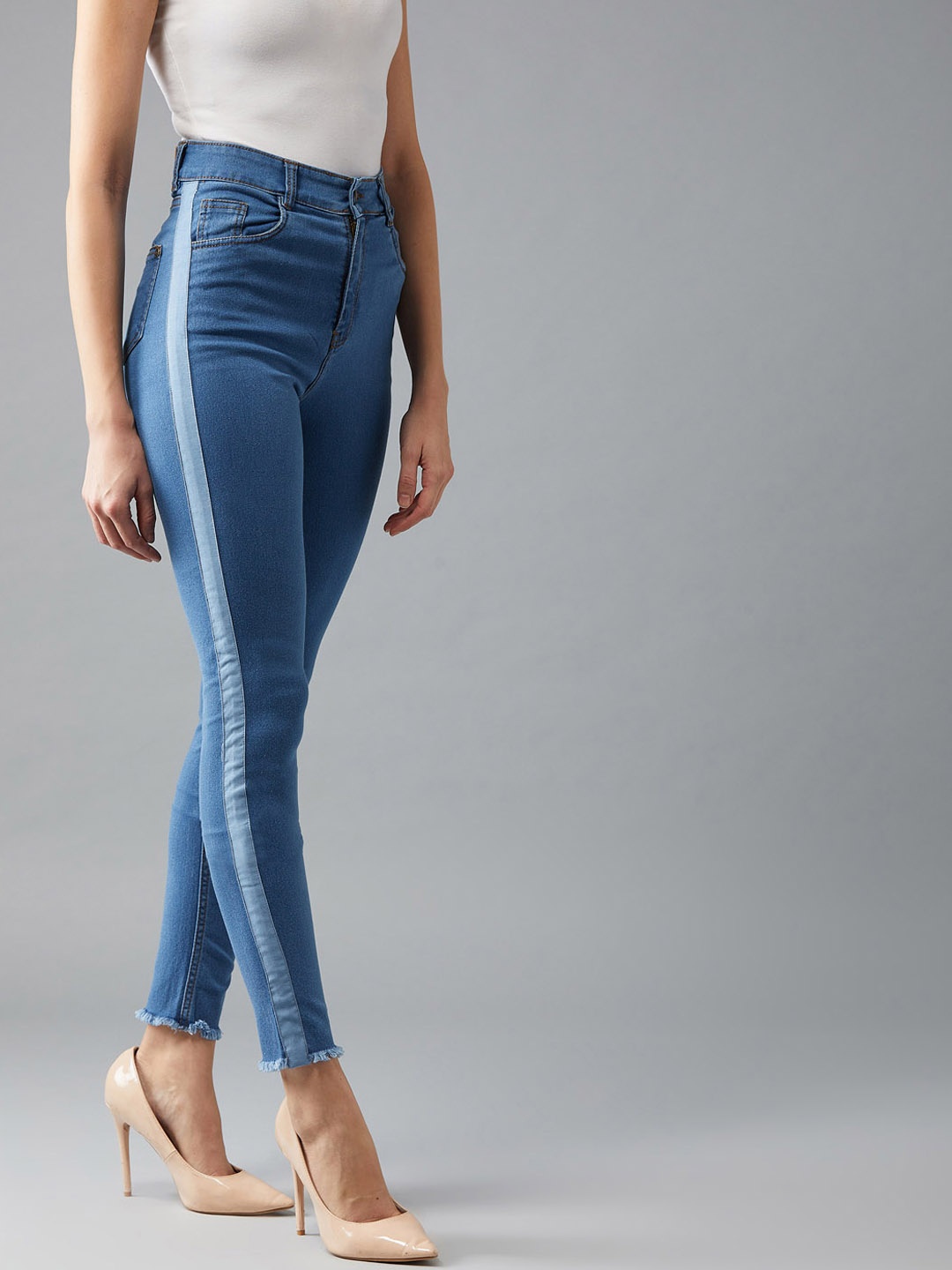 

DOLCE CRUDO Women Blue Skinny Fit High-Rise Clean Look Stretchable Jeans
