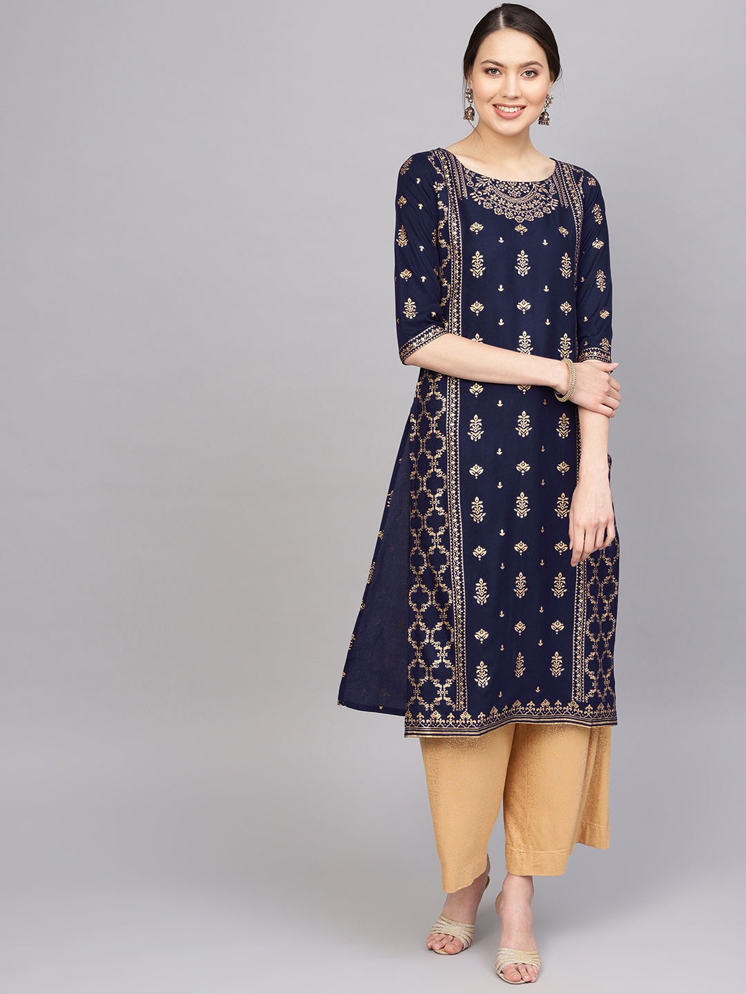 

Anubhutee Women Navy Blue & Golden Printed Straight Kurta