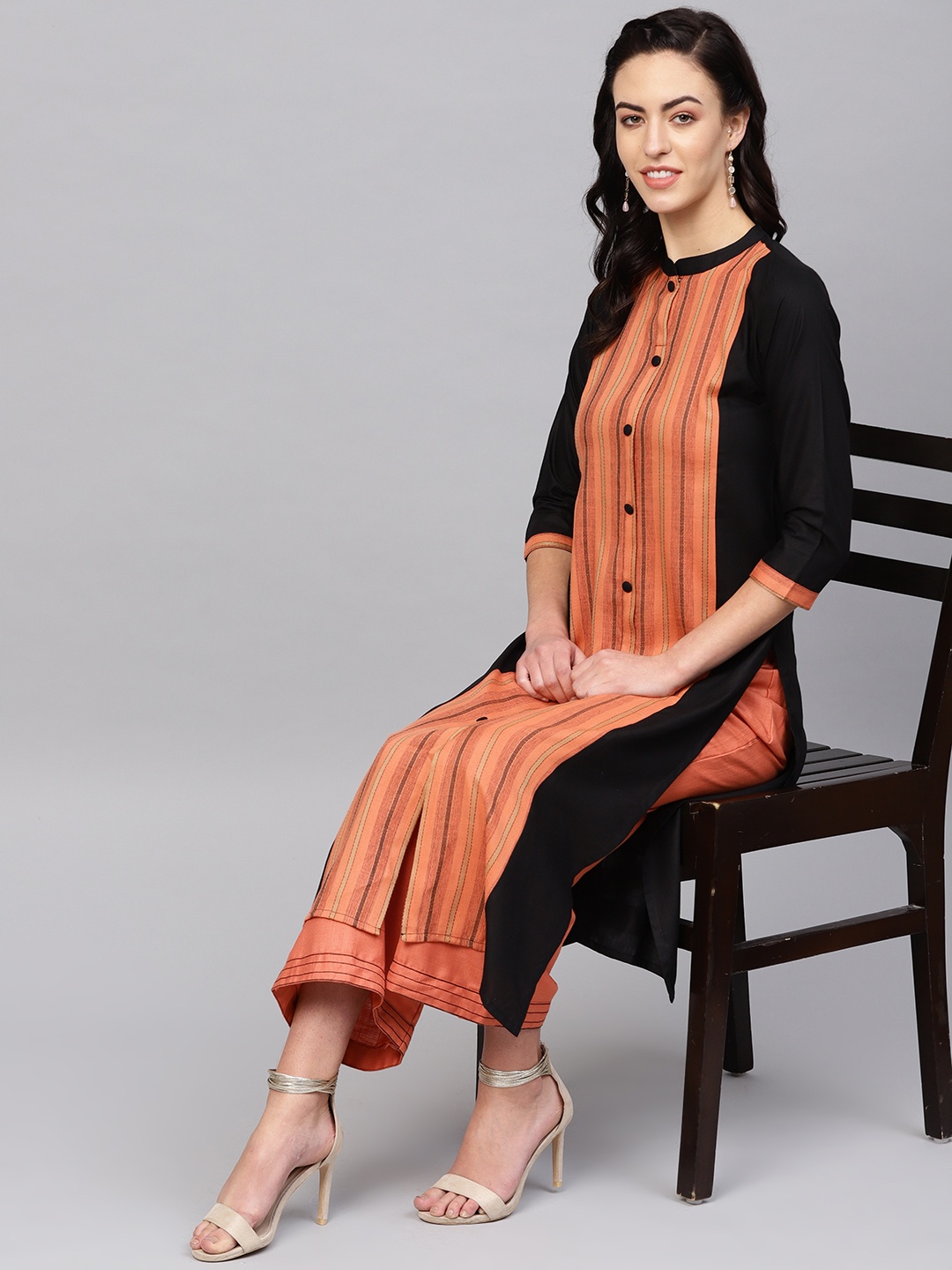 

Indo Era Women Black & Peach-Coloured Striped Straight Kurta
