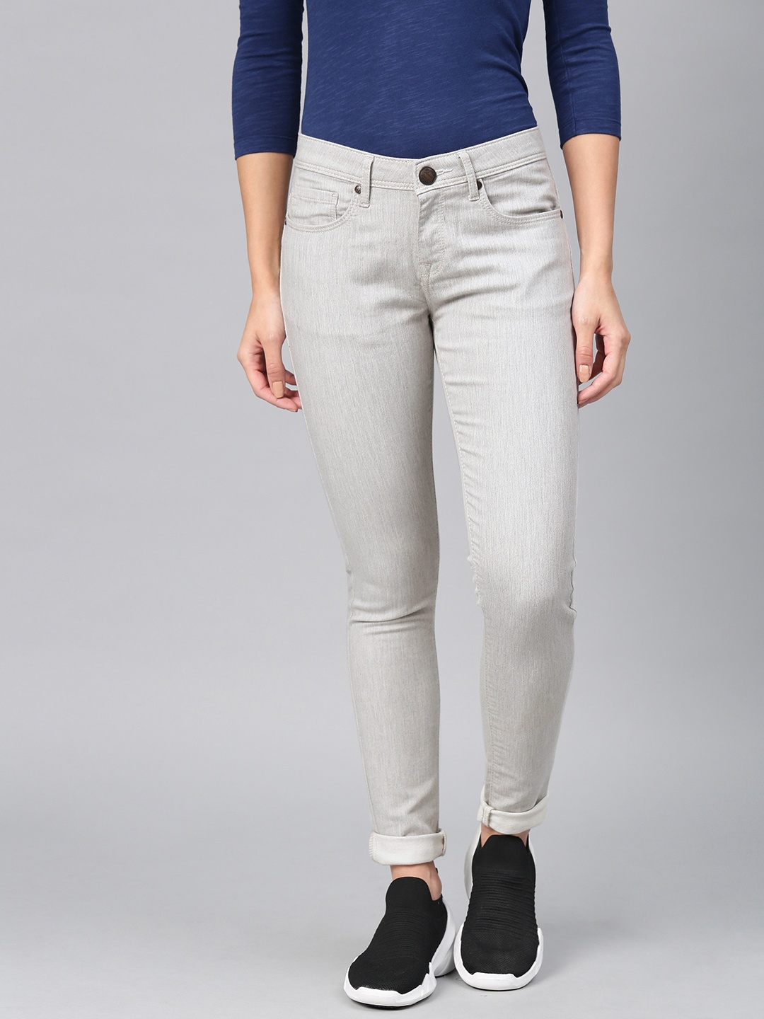 

American Crew Women Grey Slim Fit Mid-Rise Clean Look Stretchable Jeans