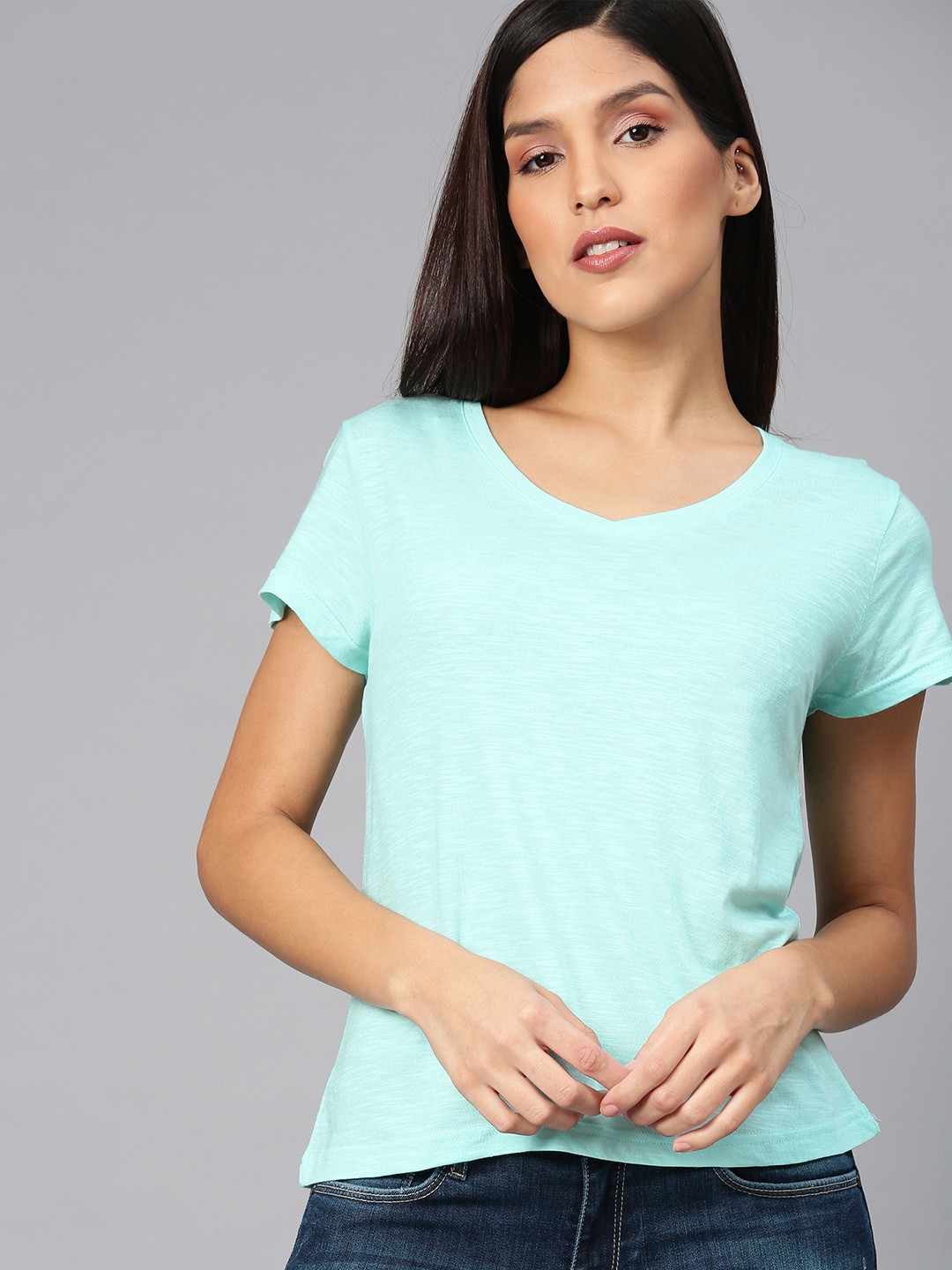

American Crew Women Blue Solid V-Neck T-shirt