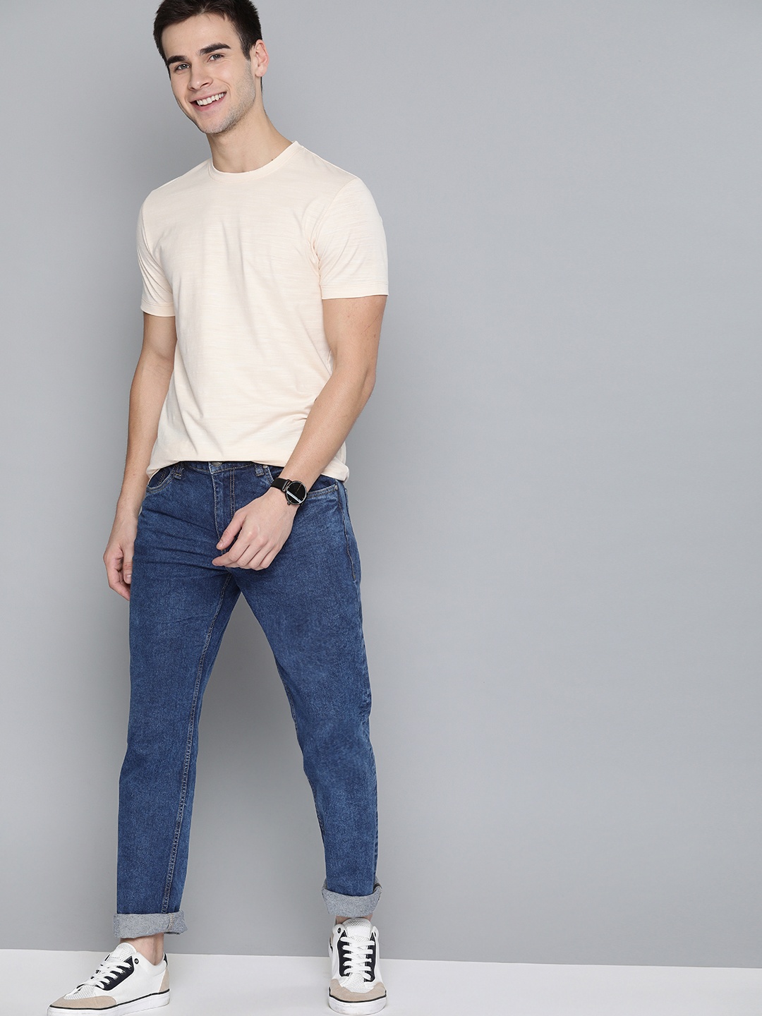 

Mast & Harbour Men Blue Slim Fit Mid-Rise Clean Look Stretchable Jeans