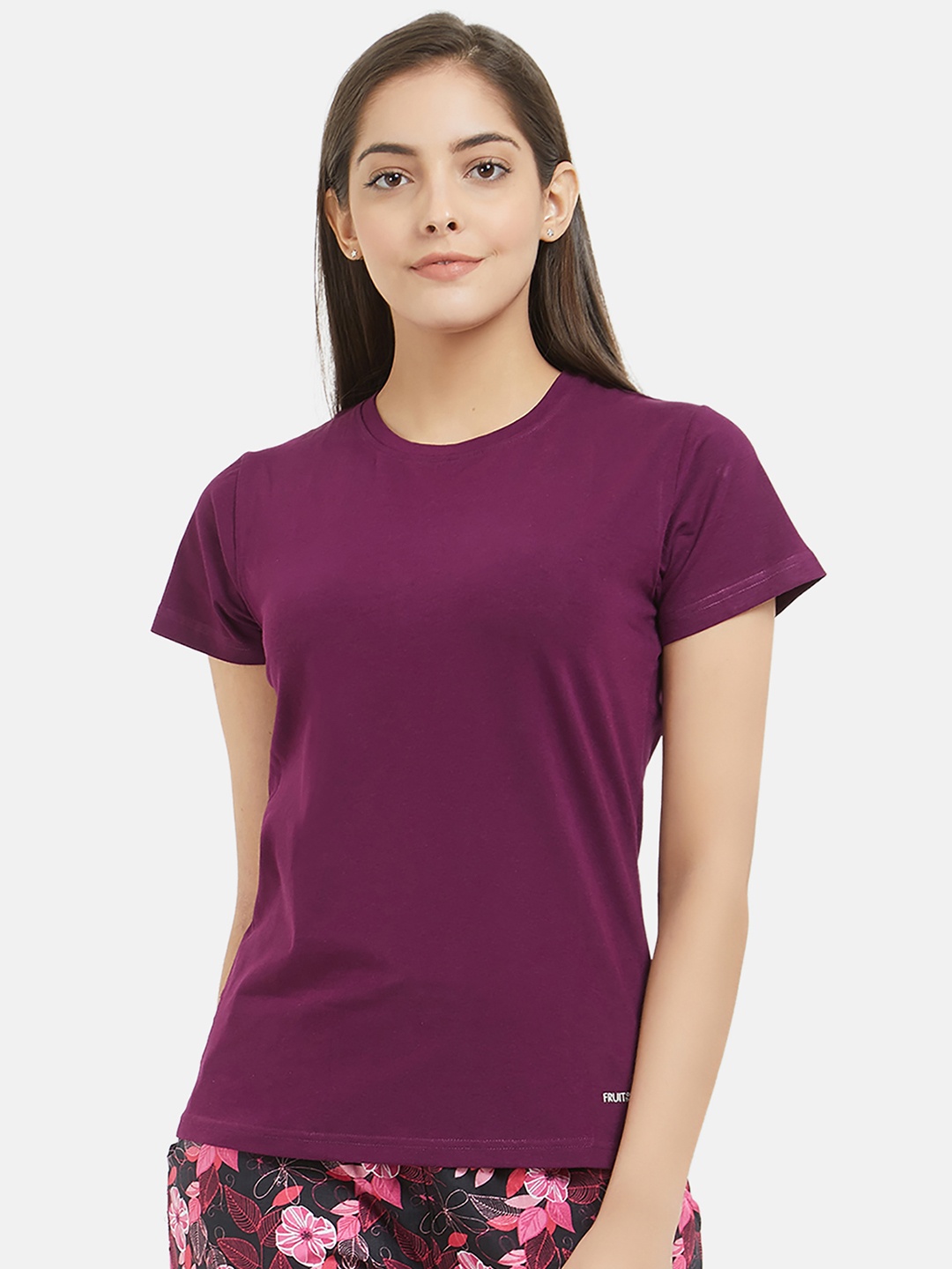

Fruit of the loom Women Purple Solid Round Neck Lounge T-shirt