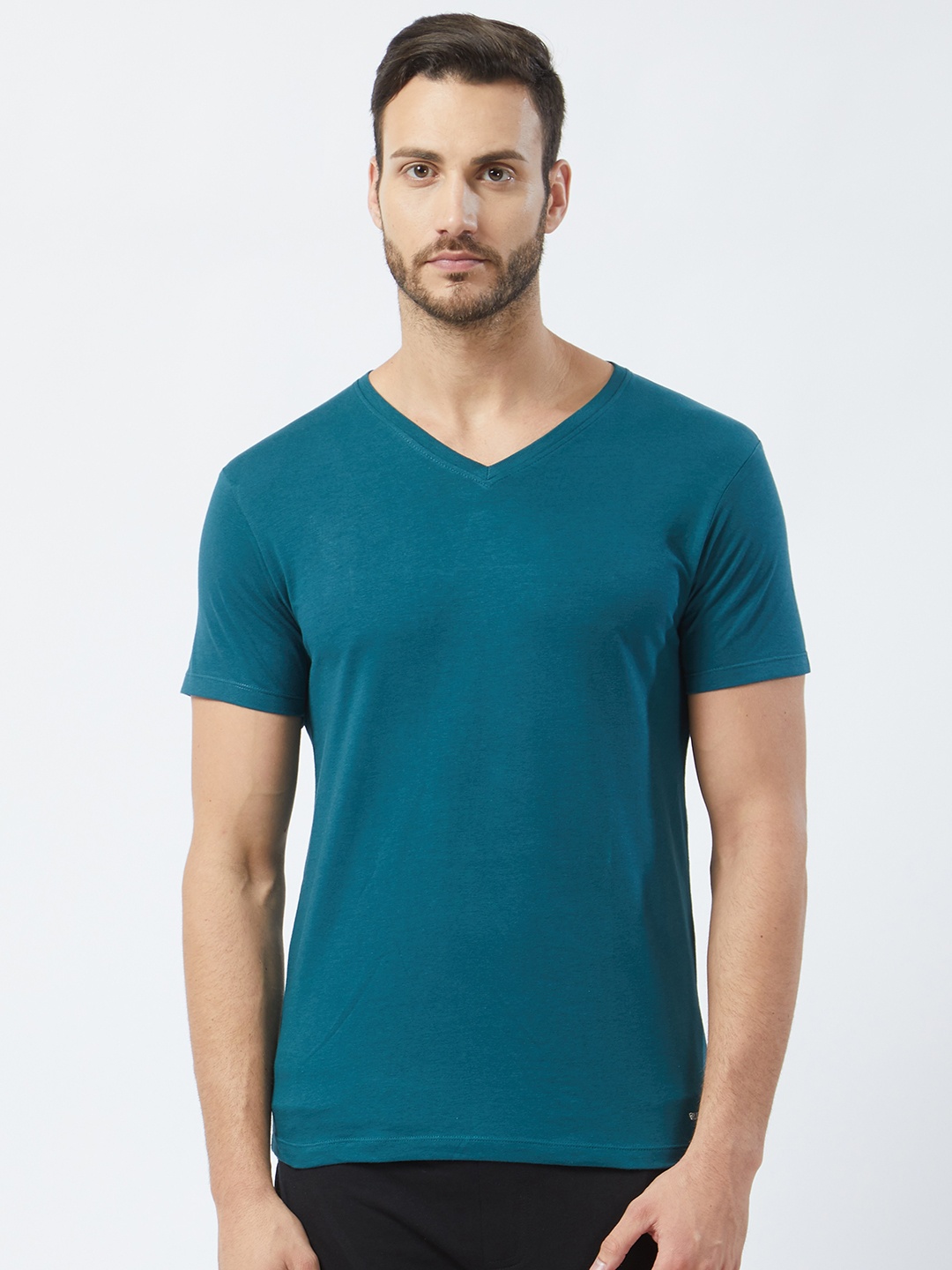 

Fruit of the loom Men Teal Green Solid V-Neck Lounge T-shirt MVN01-A1S5