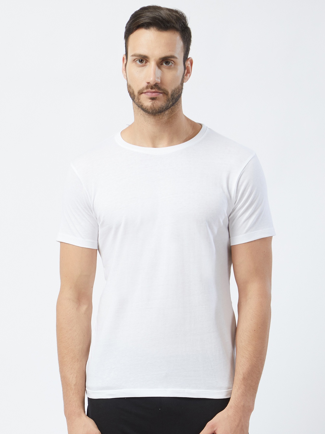 

Fruit of the loom Men White Solid Round-Neck Lounge T-shirt MCN01-A1S3