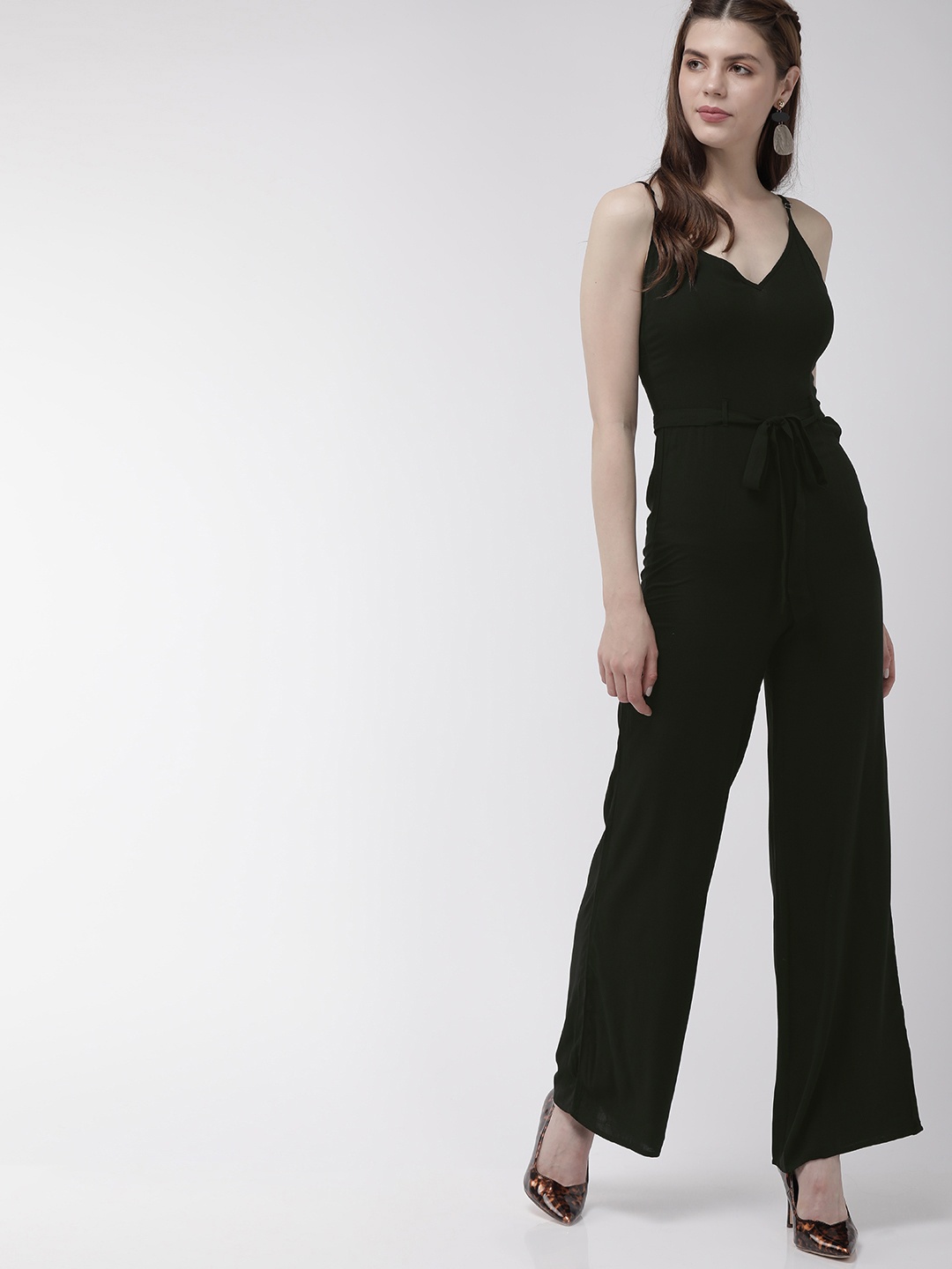 

FOREVER 21 Women Black Solid Basic Jumpsuit