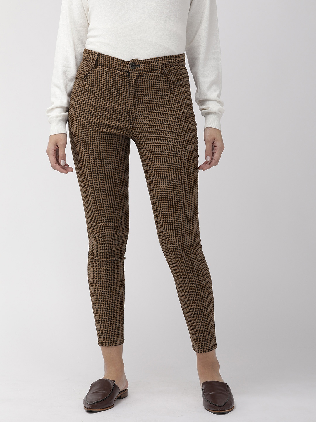 

FOREVER 21 Women Brown & Black Skinny Fit Checked Regular Cropped Trousers