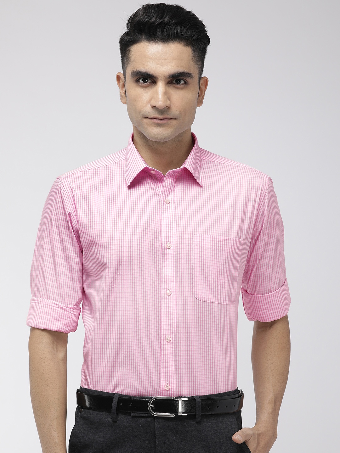 

Raymond Men Pink & White Slim Fit Checked Formal Shirt