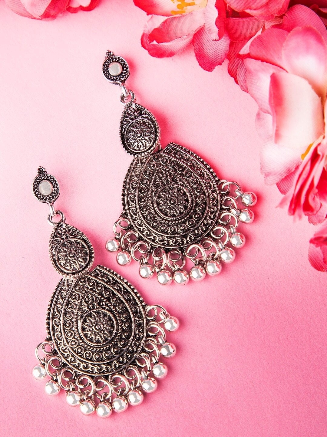 

Rubans Silver-Plated & White Crescent Shaped Oxidised Drop Earrings