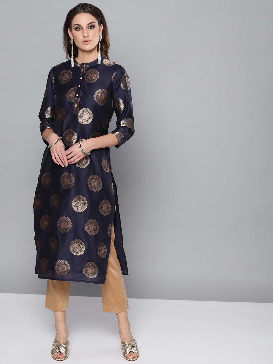 

STREET 9 Women Navy Blue & Golden Self Design Kurta with Trousers