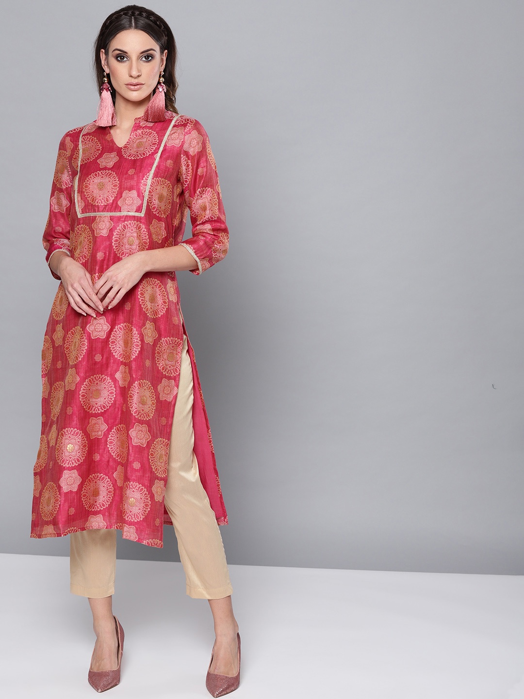 

STREET 9 Women Pink & Beige Self Design Kurta with Trousers