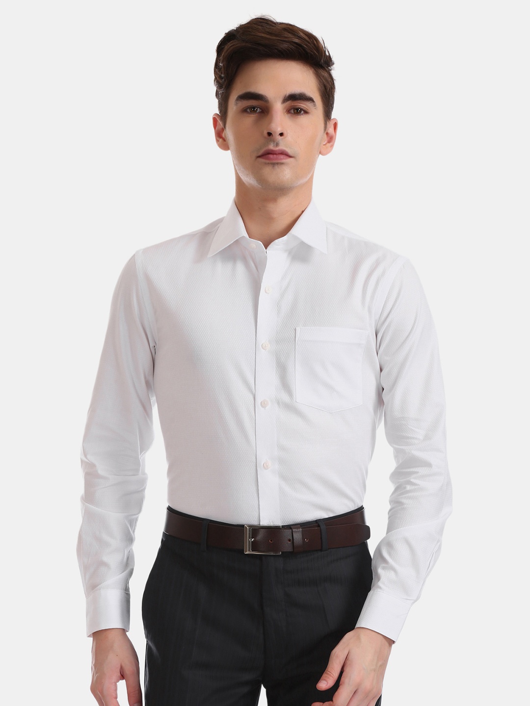 

Arrow Men White Slim Fit Solid Formal Shirt