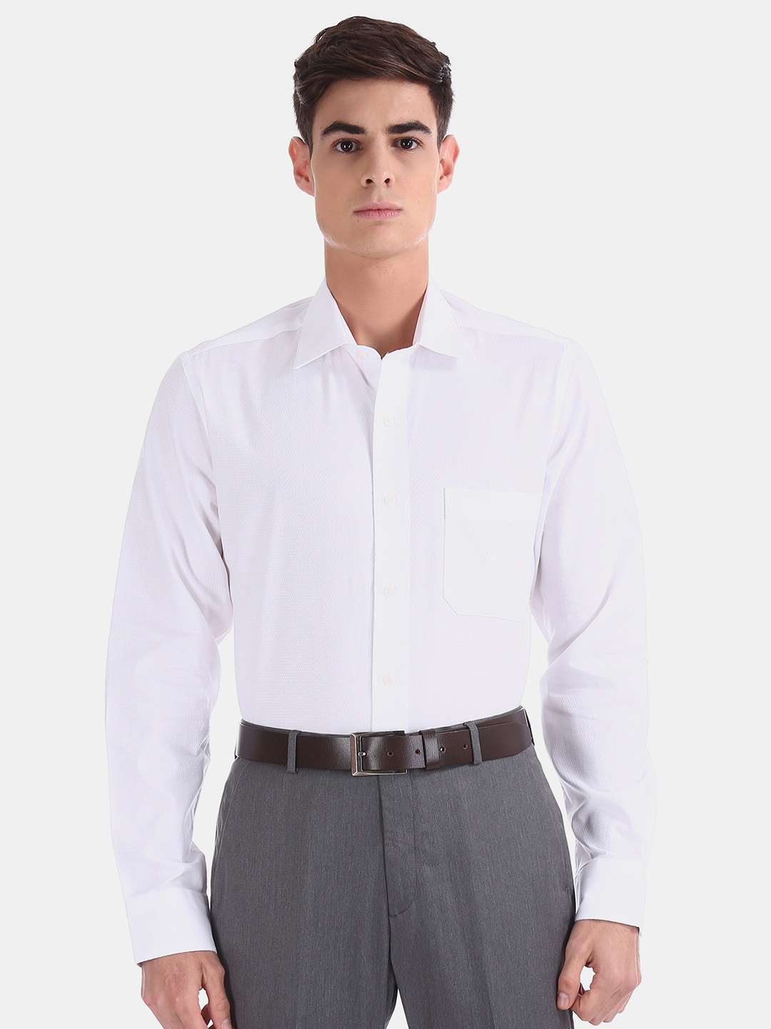 

Arrow Men White Regular Fit Solid Formal Shirt